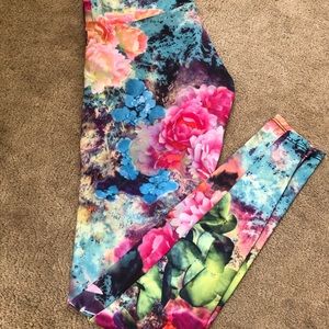 X/S Onzie leggings like new condition